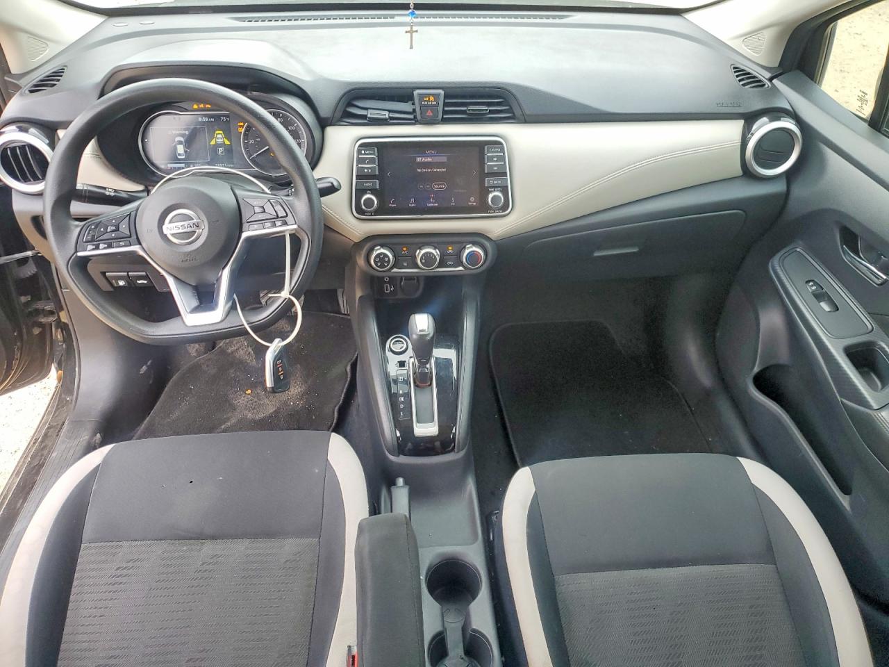 Nissan Versa Sv