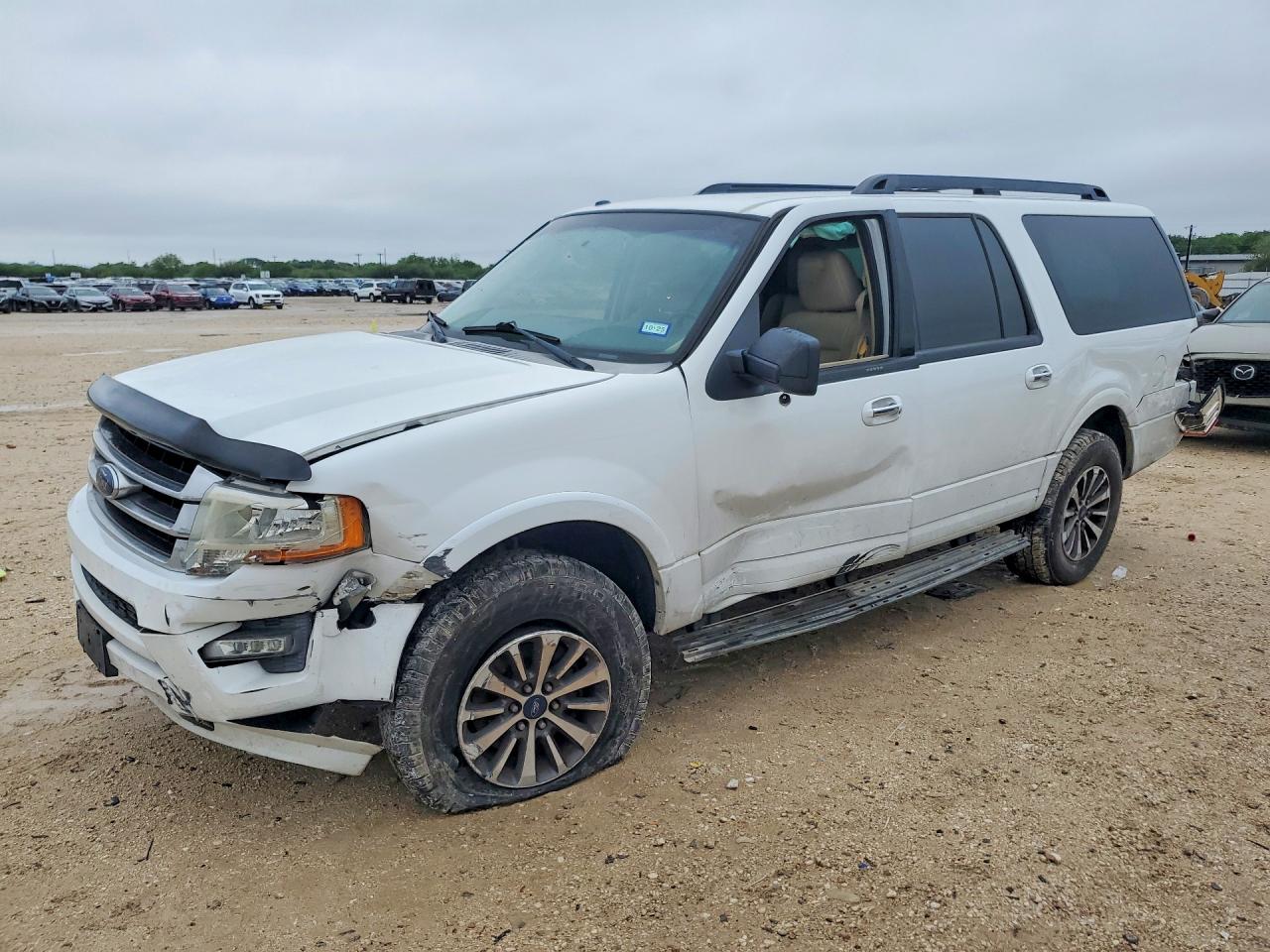 Salvage Ford Expedition Image