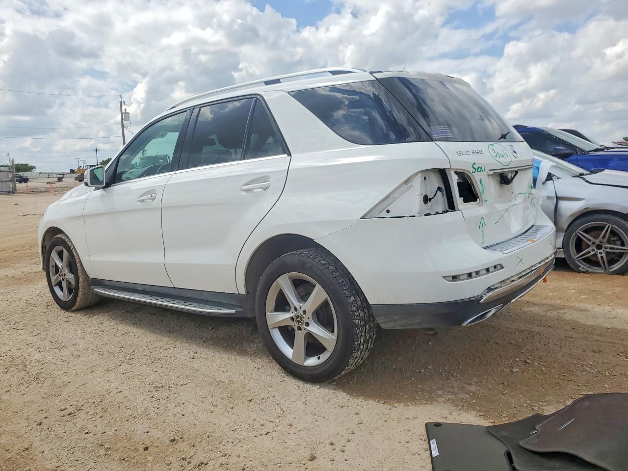 Mercedes-Benz GLE 350