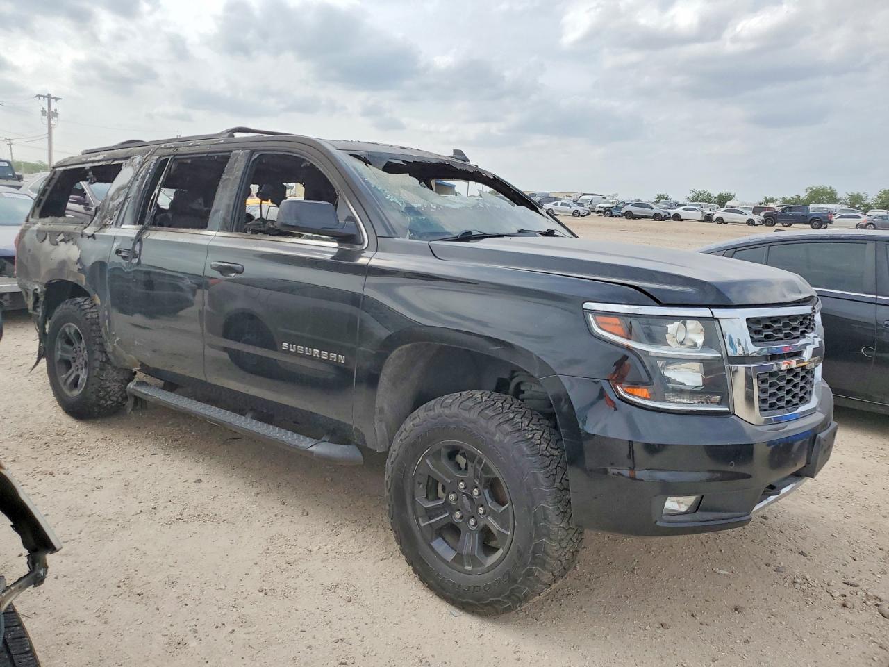 Chevrolet Suburban K1500 Lt