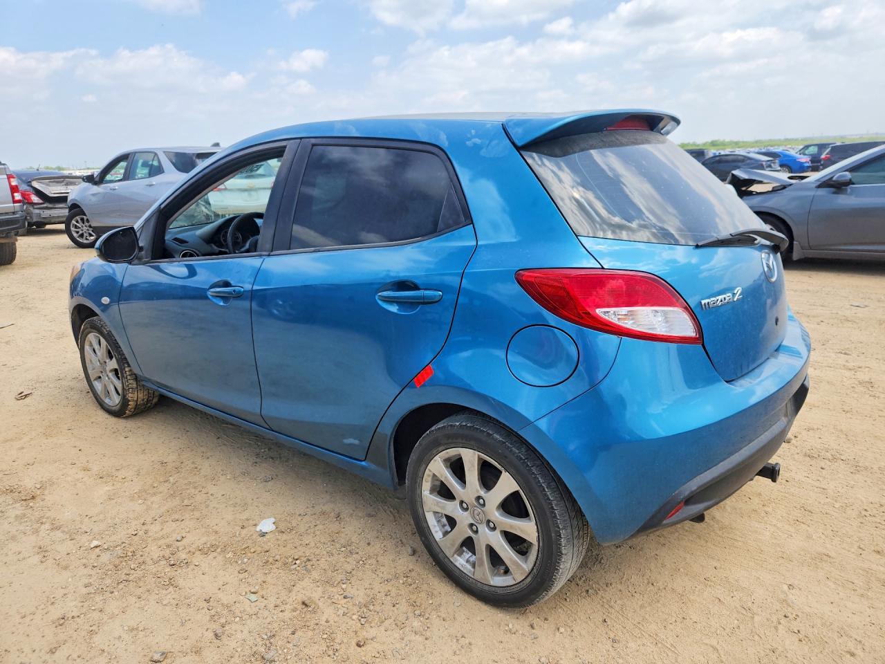 Mazda 2