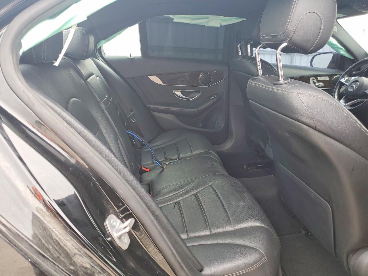 Mercedes-Benz C-Class 300