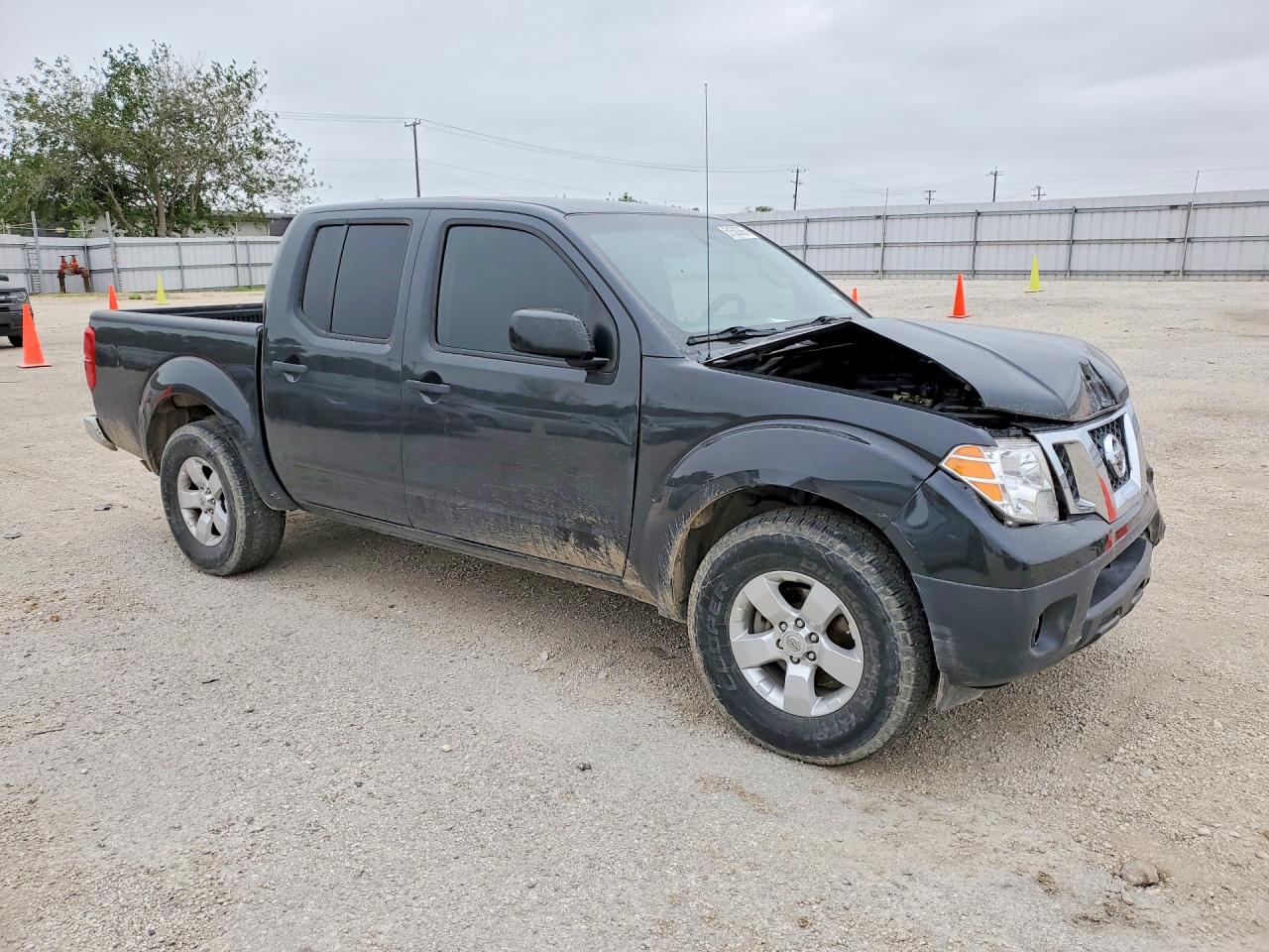 Nissan Frontier S