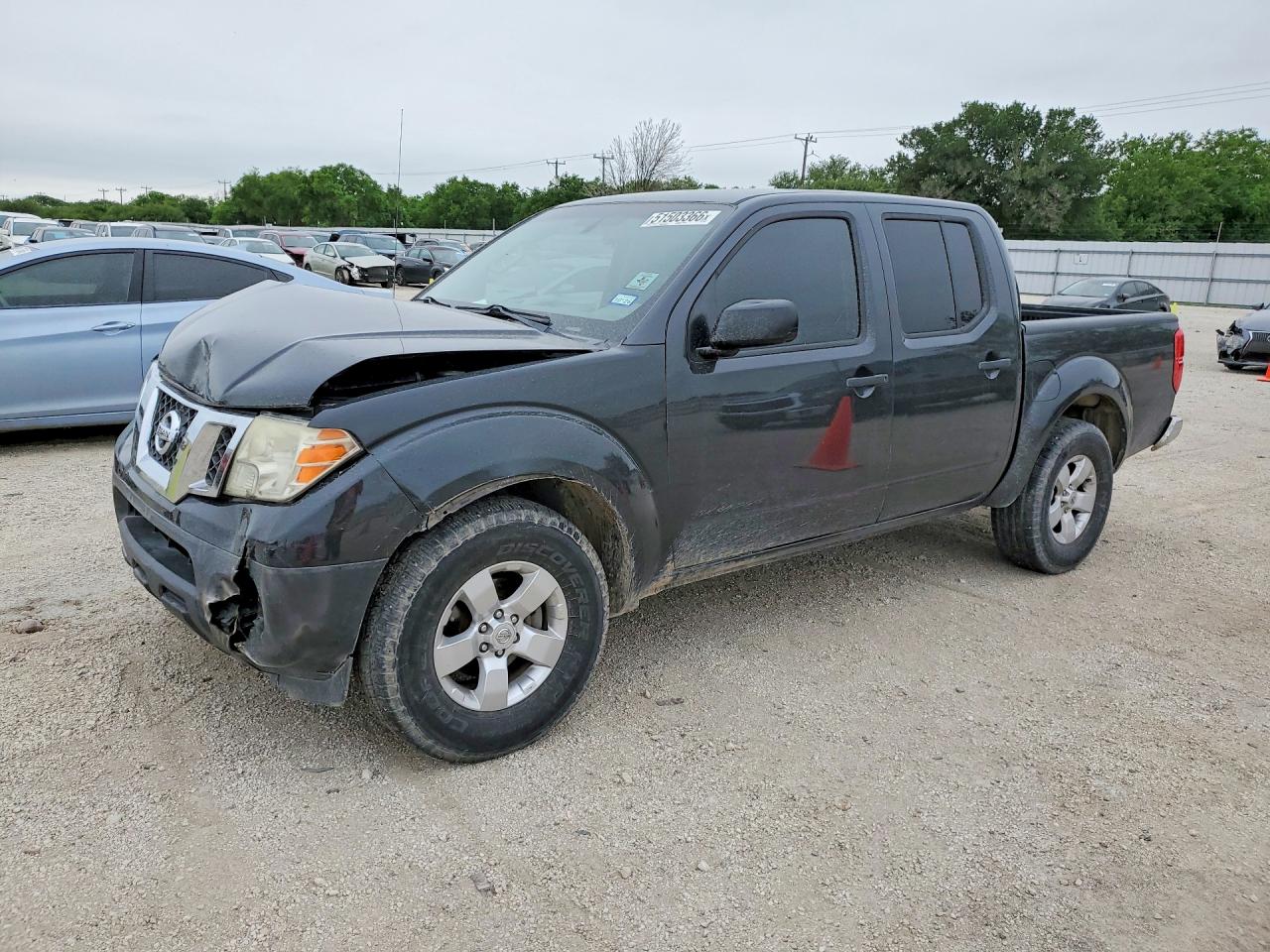 Salvage Nissan Frontier Image