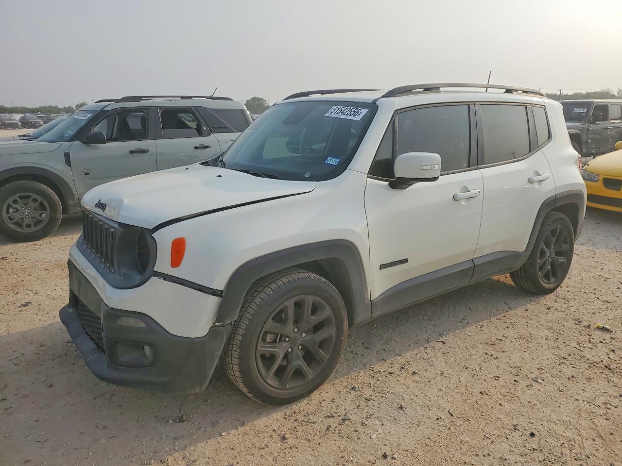 Salvage Jeep Renegade Image