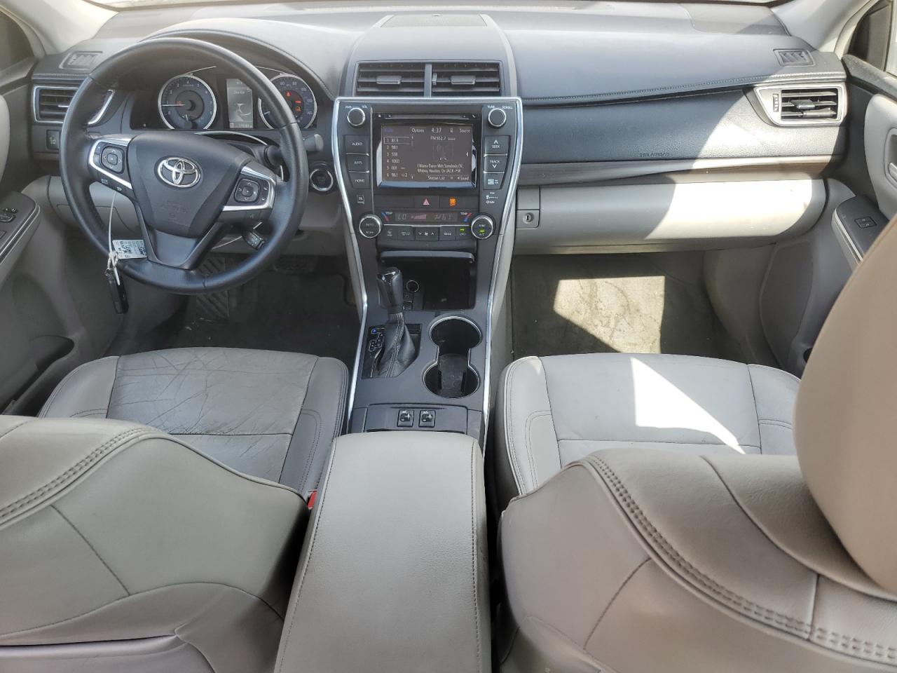 Toyota Camry Xse