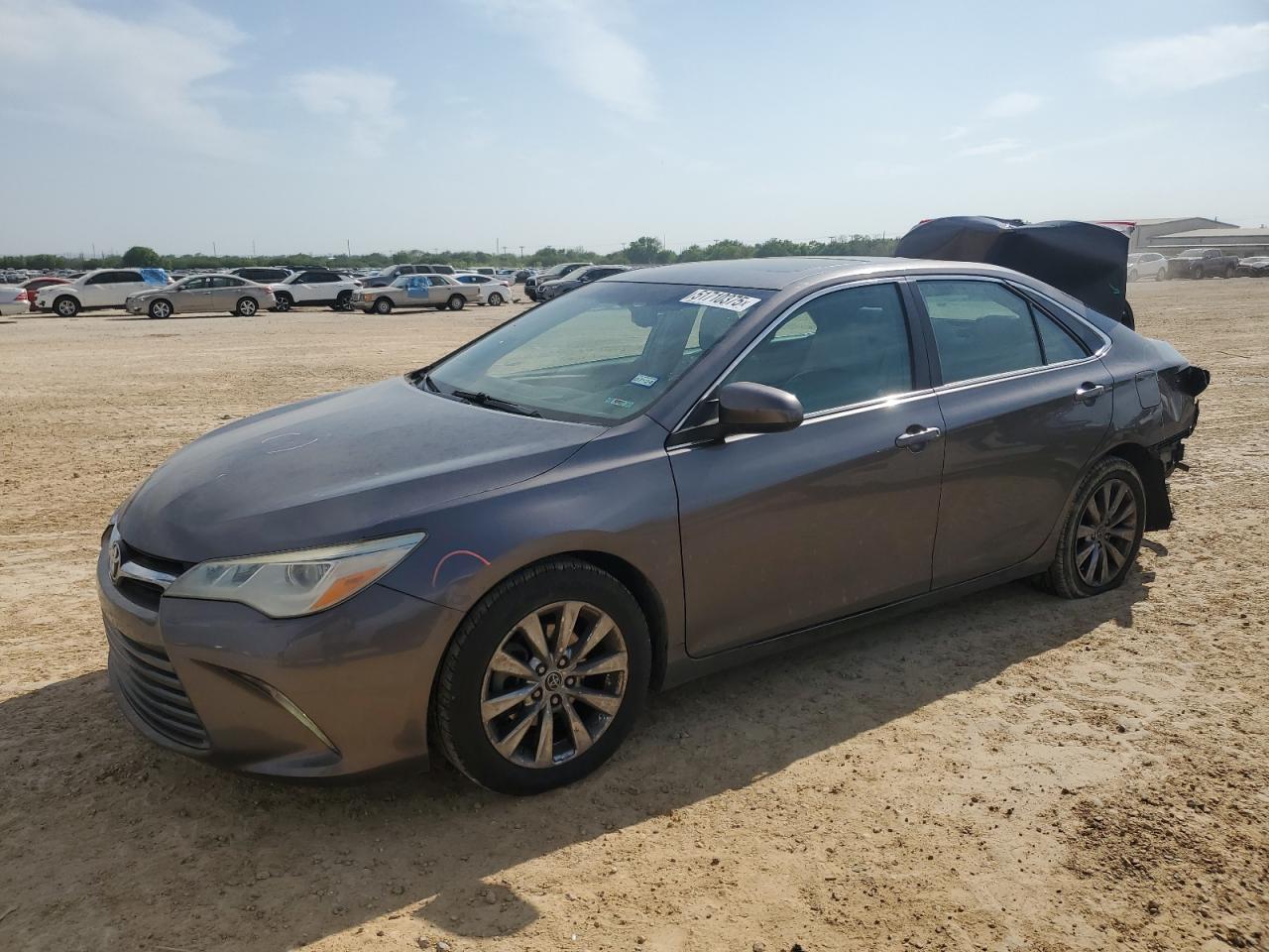 Salvage Toyota Camry Image