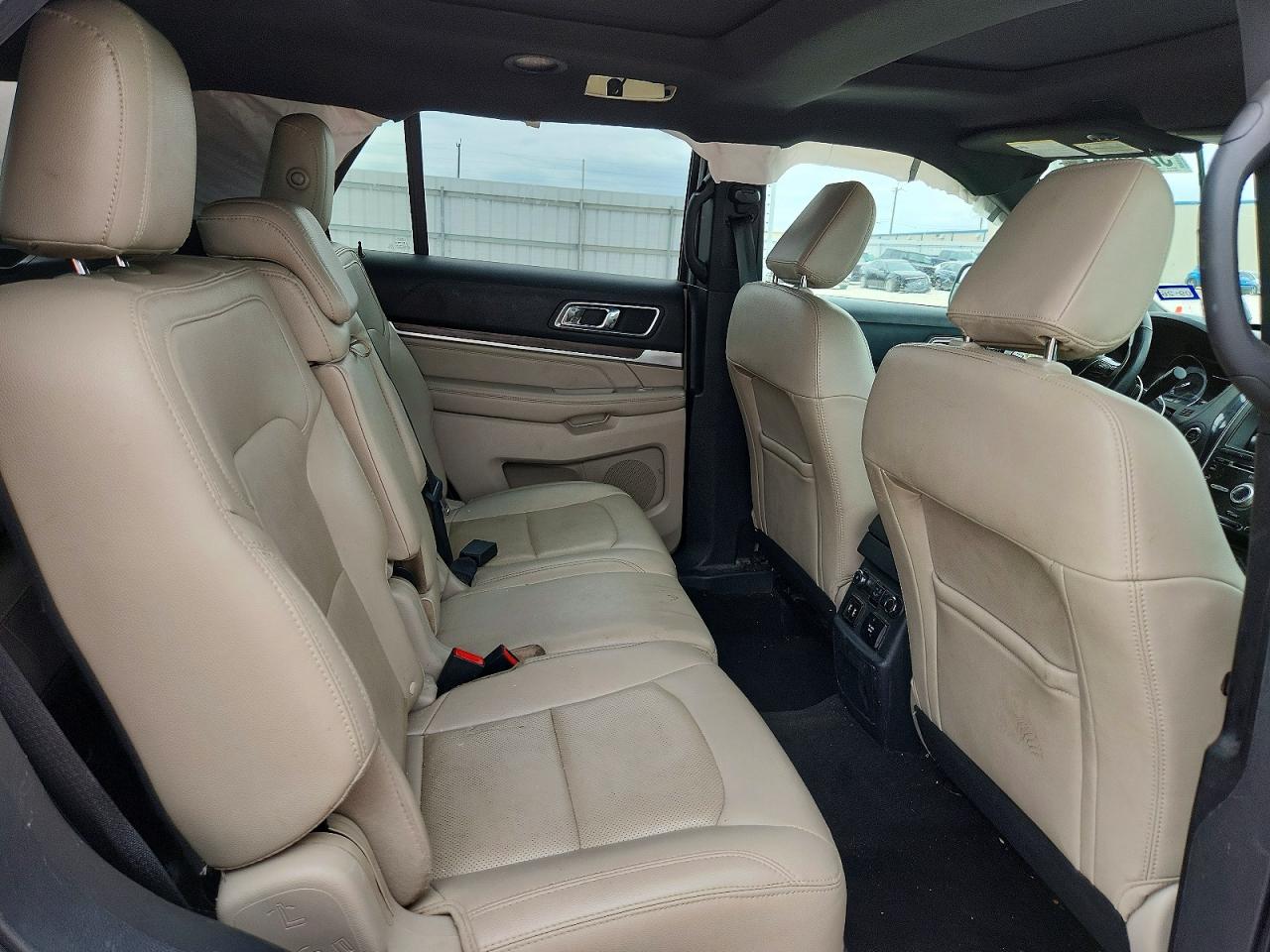 Ford Explorer Limited