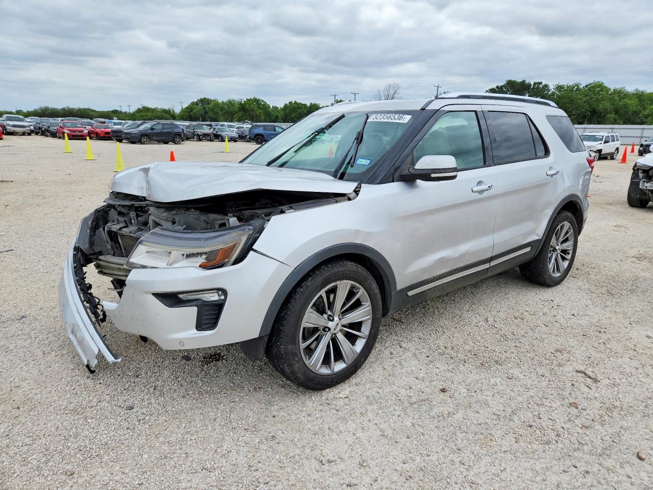 Salvage Ford Explorer Image