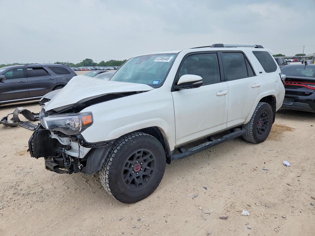 Salvage Toyota 4Runner Image