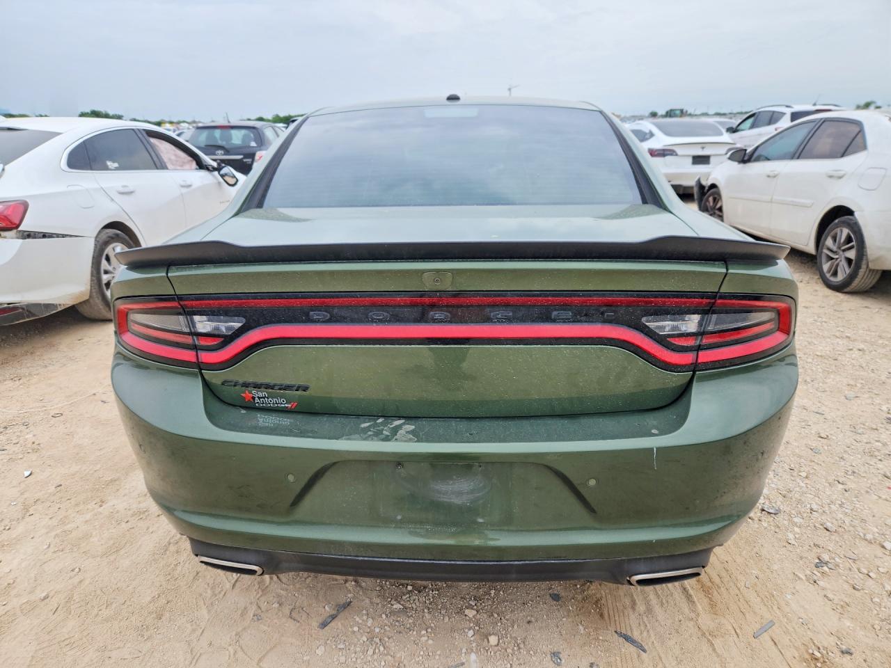 Dodge Charger Sxt
