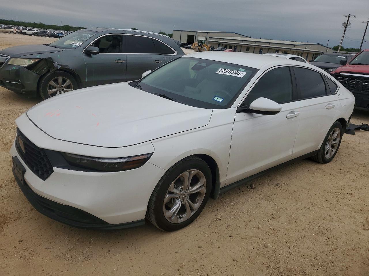 Salvage Honda Accord Image