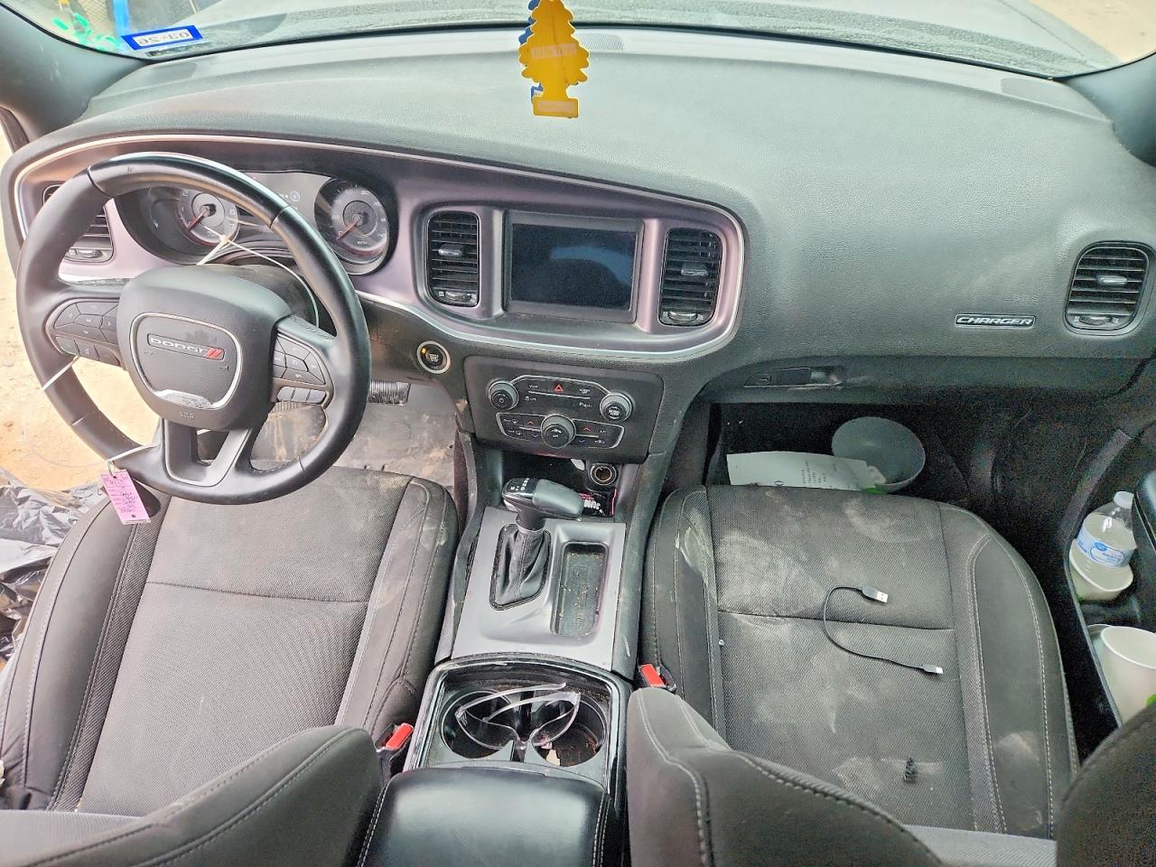 Dodge Charger Sxt