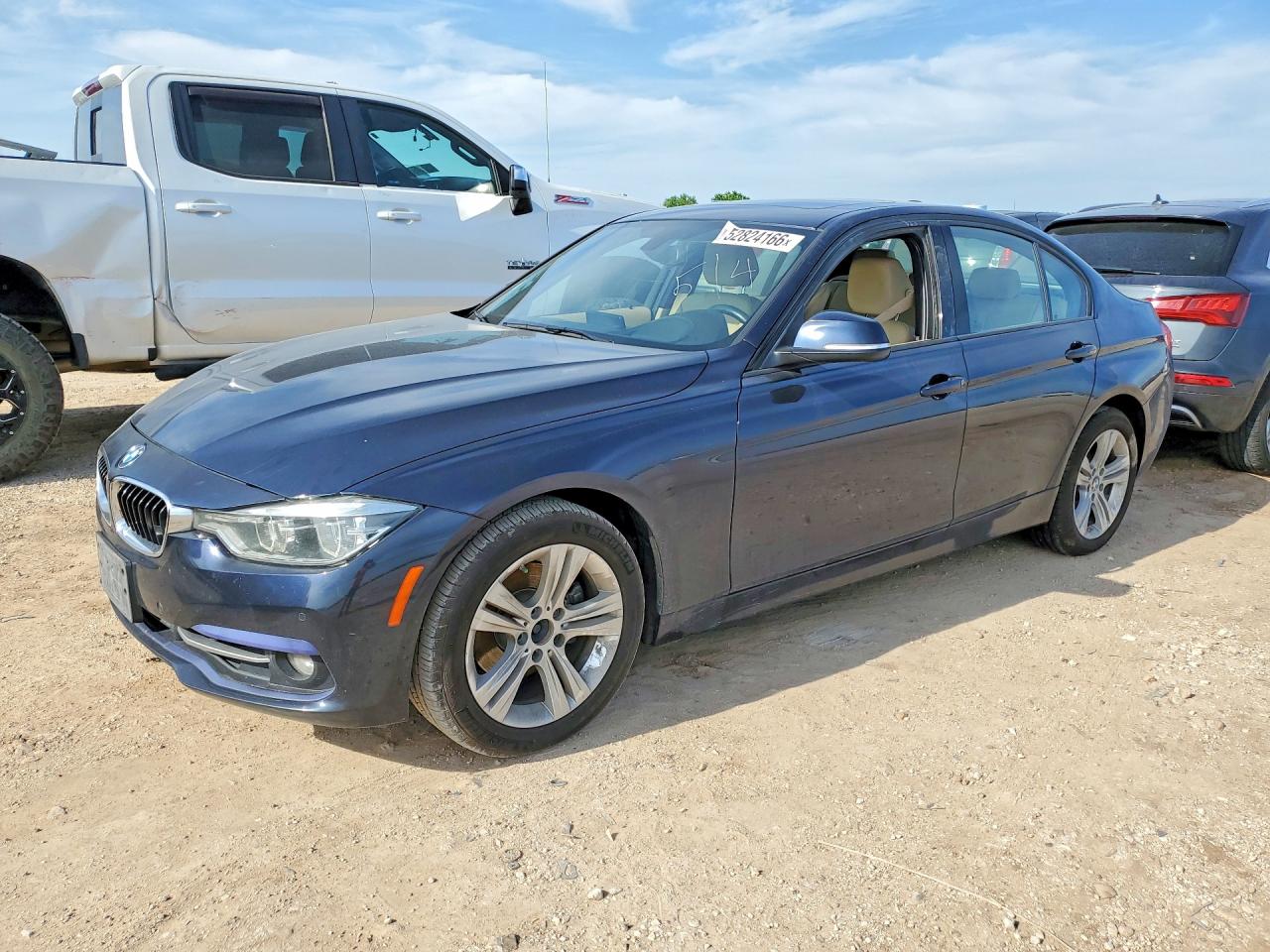 Salvage BMW 3 Series Image