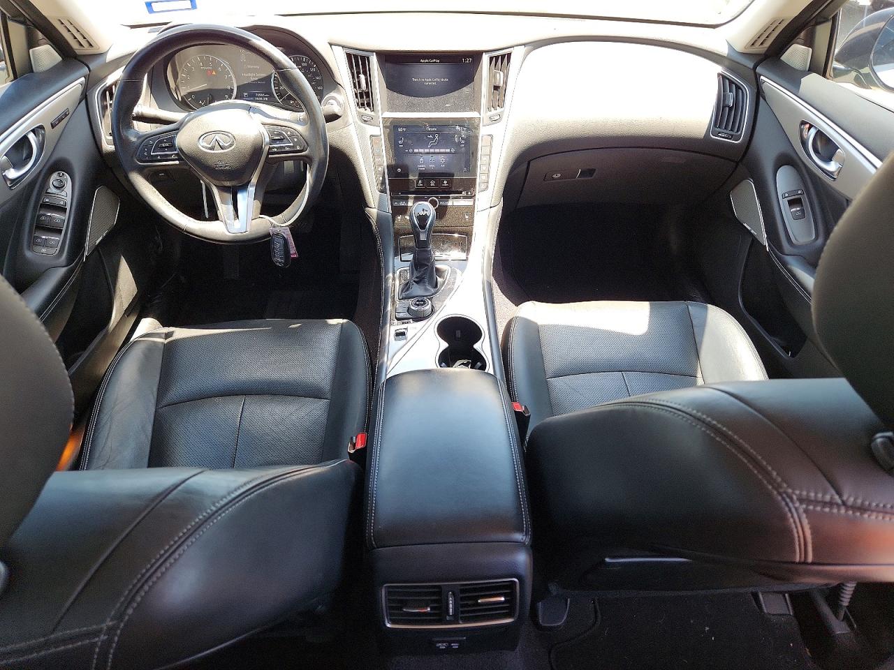 INFINITI Q50 Luxe