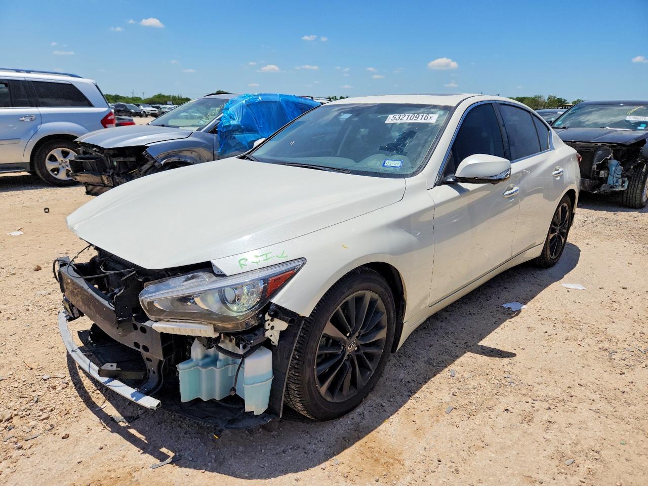 Salvage INFINITI Q50 Image