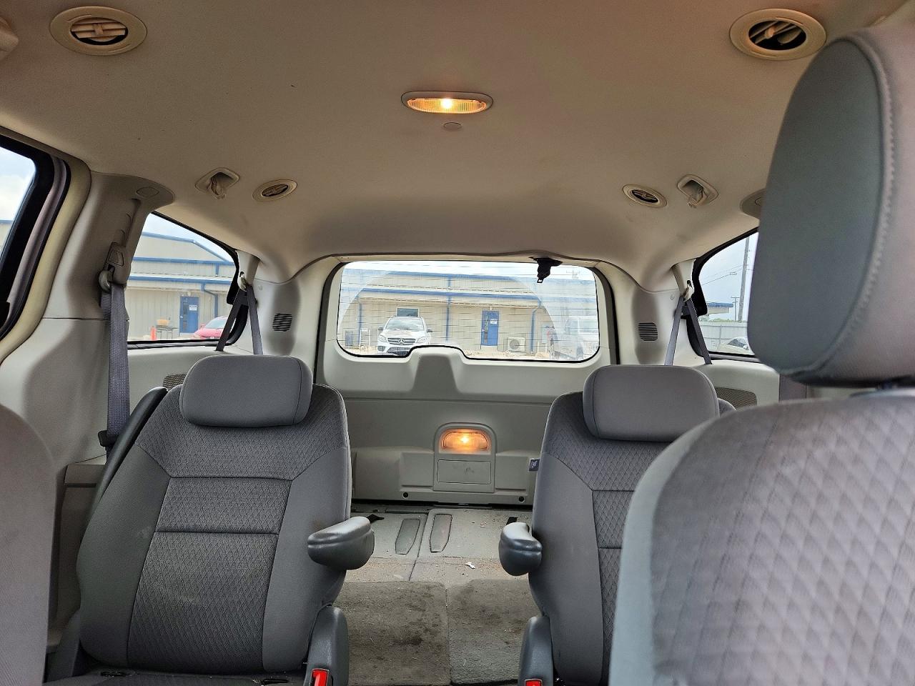 Chrysler Minivan Lx