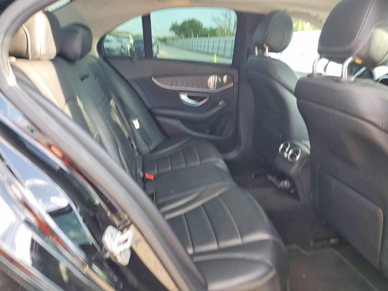 Mercedes-Benz C-Class 300