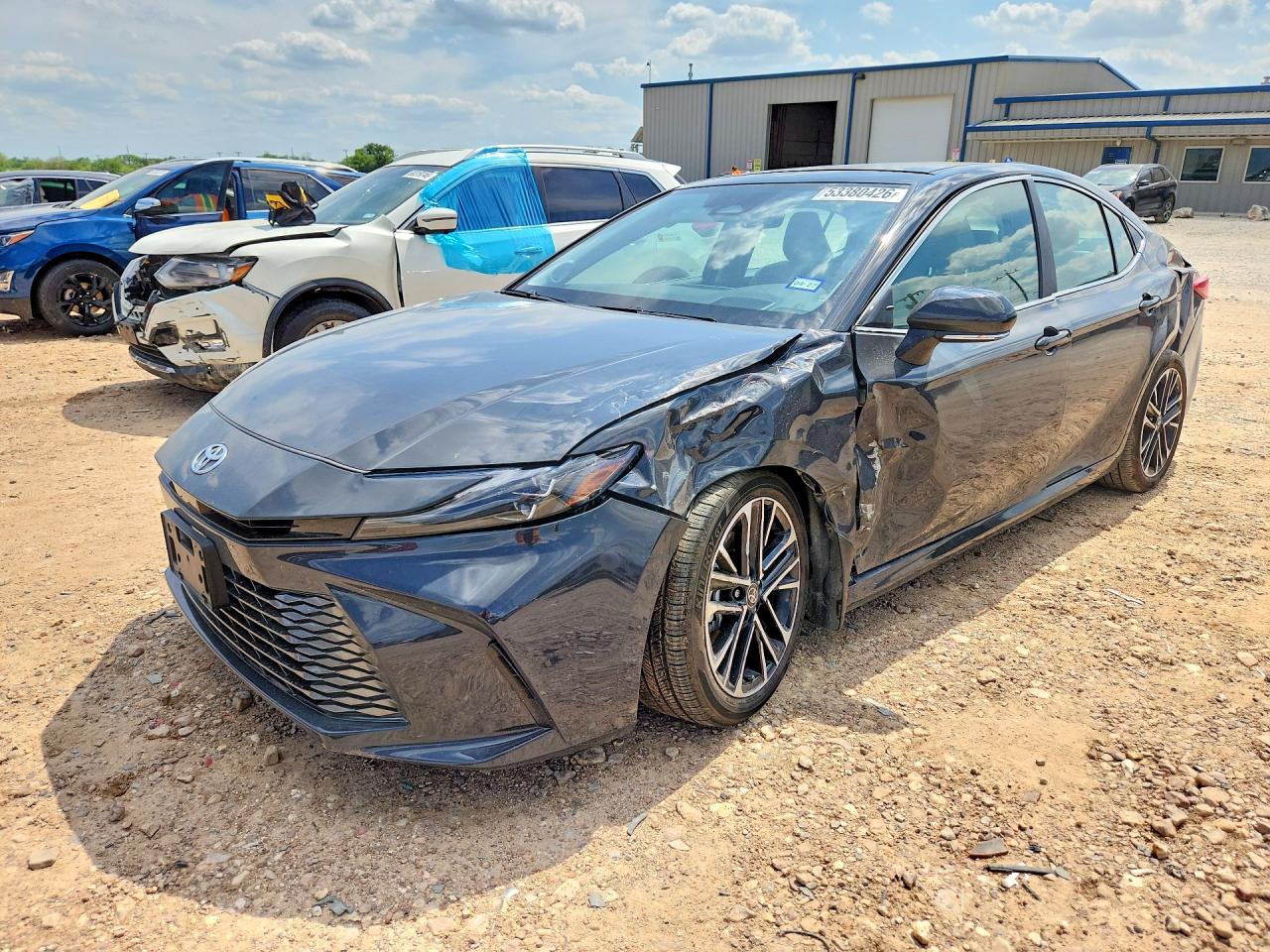 Salvage Toyota Camry Image