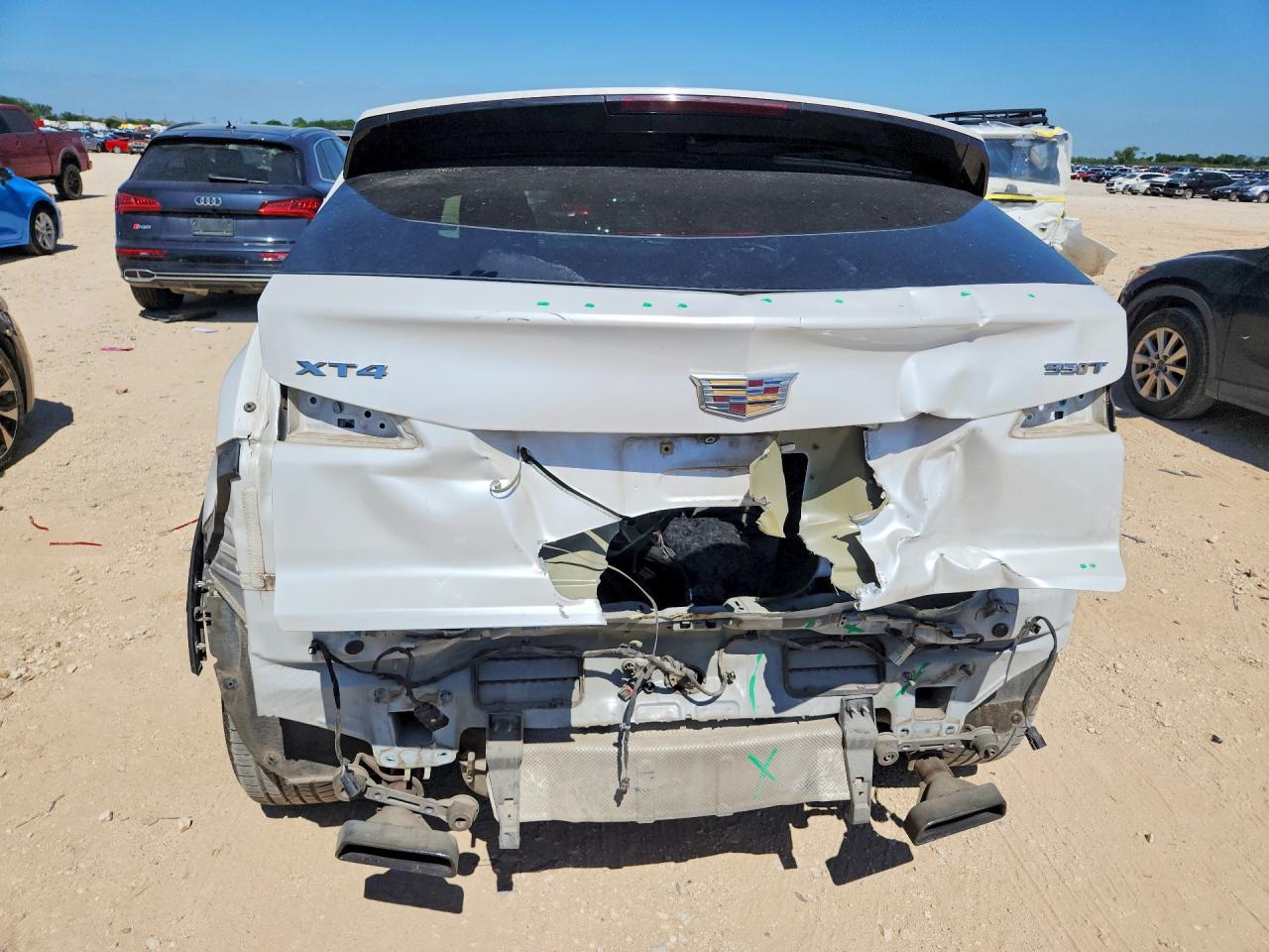 Cadillac XT4 Premium Luxury