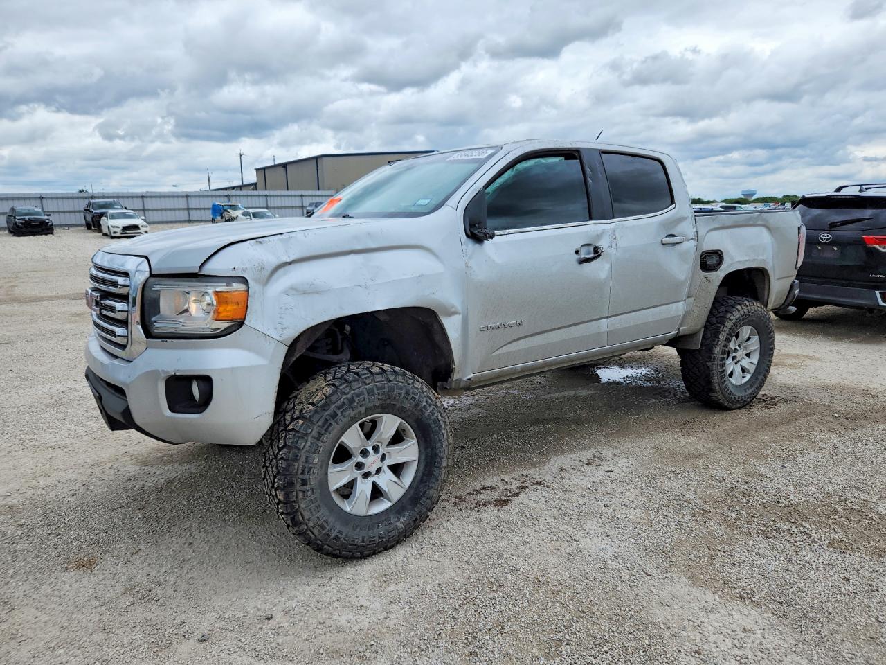 Salvage GMC Canyon Image