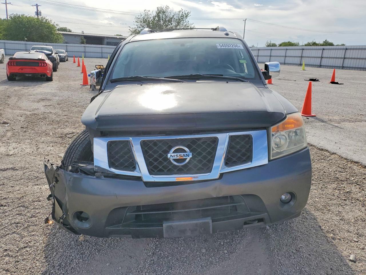 Nissan Armada Sv