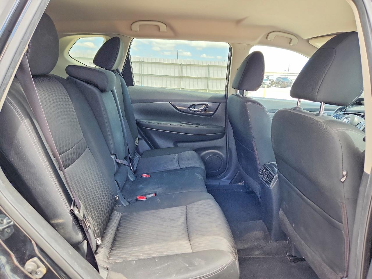 Nissan Rogue Sv