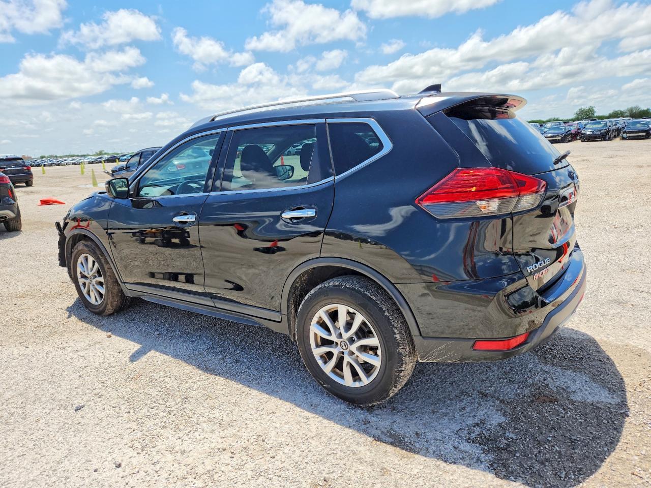 Nissan Rogue Sv
