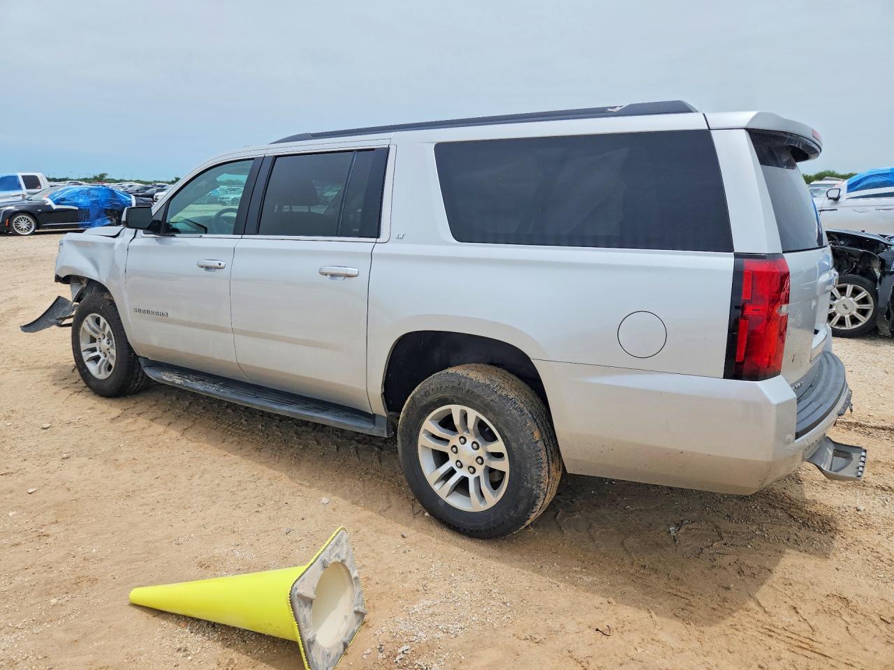 Chevrolet Suburban C1500 Lt