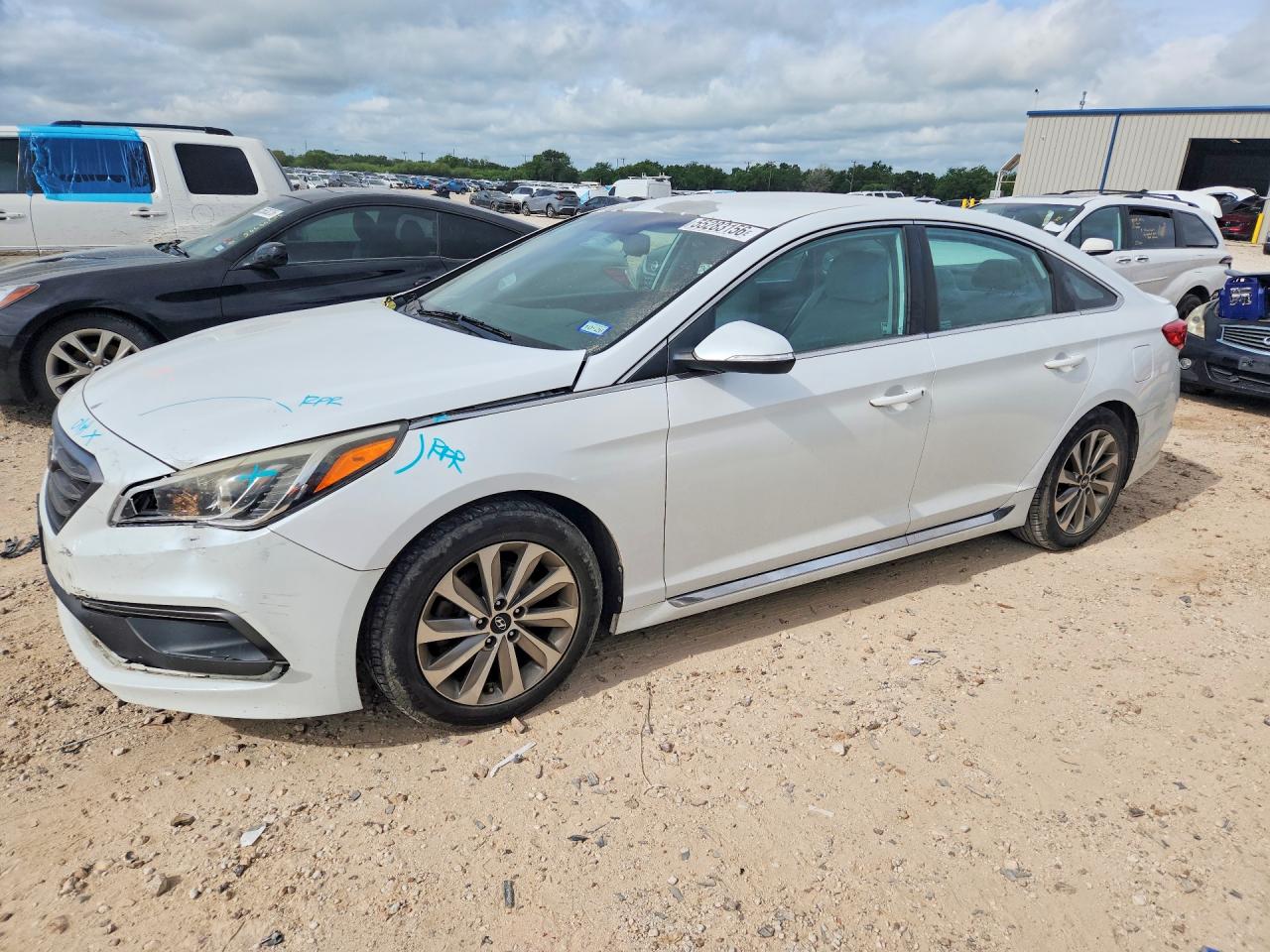 Salvage Hyundai SONATA Image