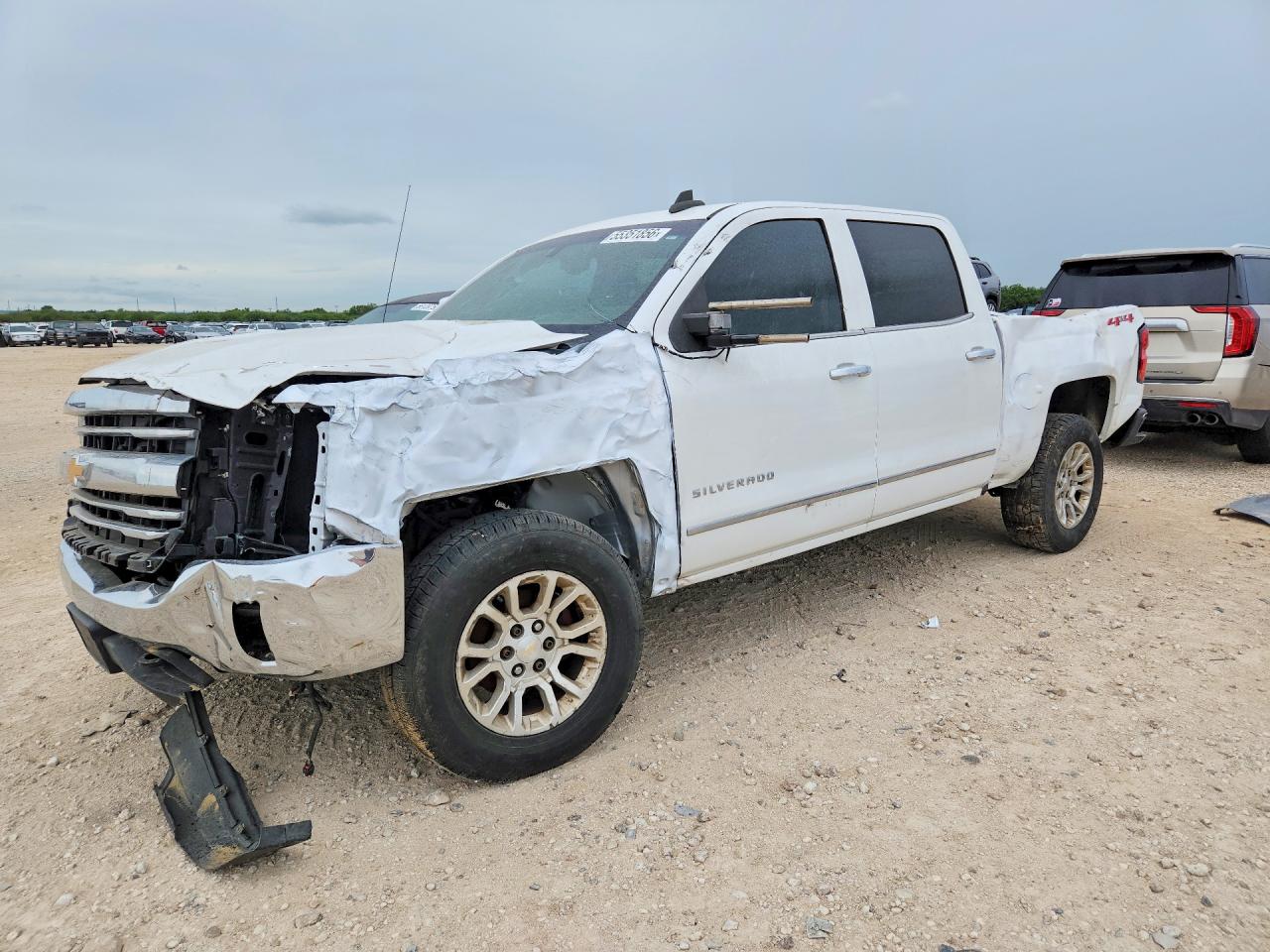 Salvage Chevrolet Silverado Image