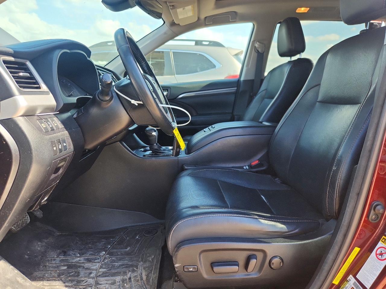 Toyota Highlander Limited Platinum