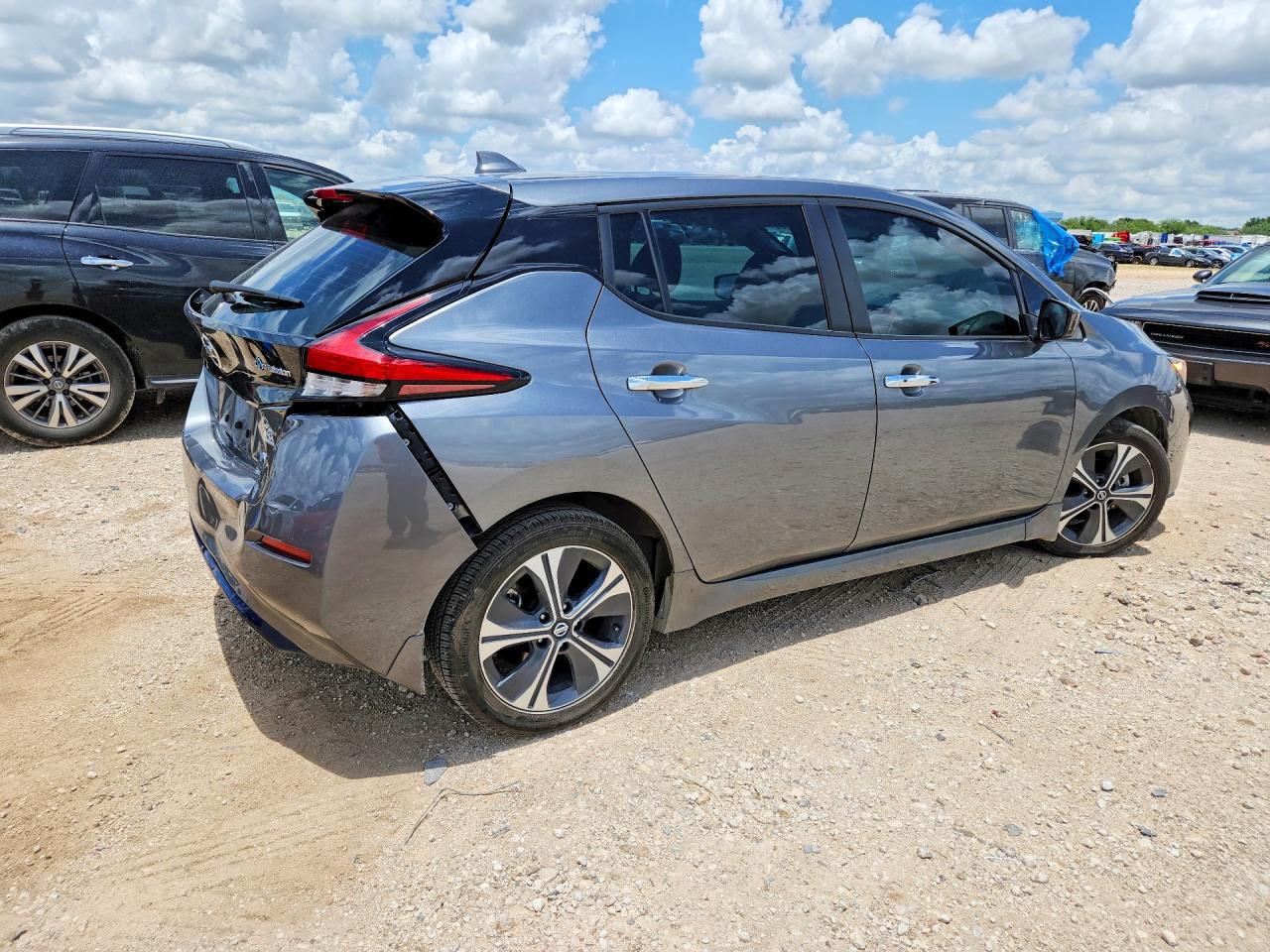 Nissan LEAF Sv Plus