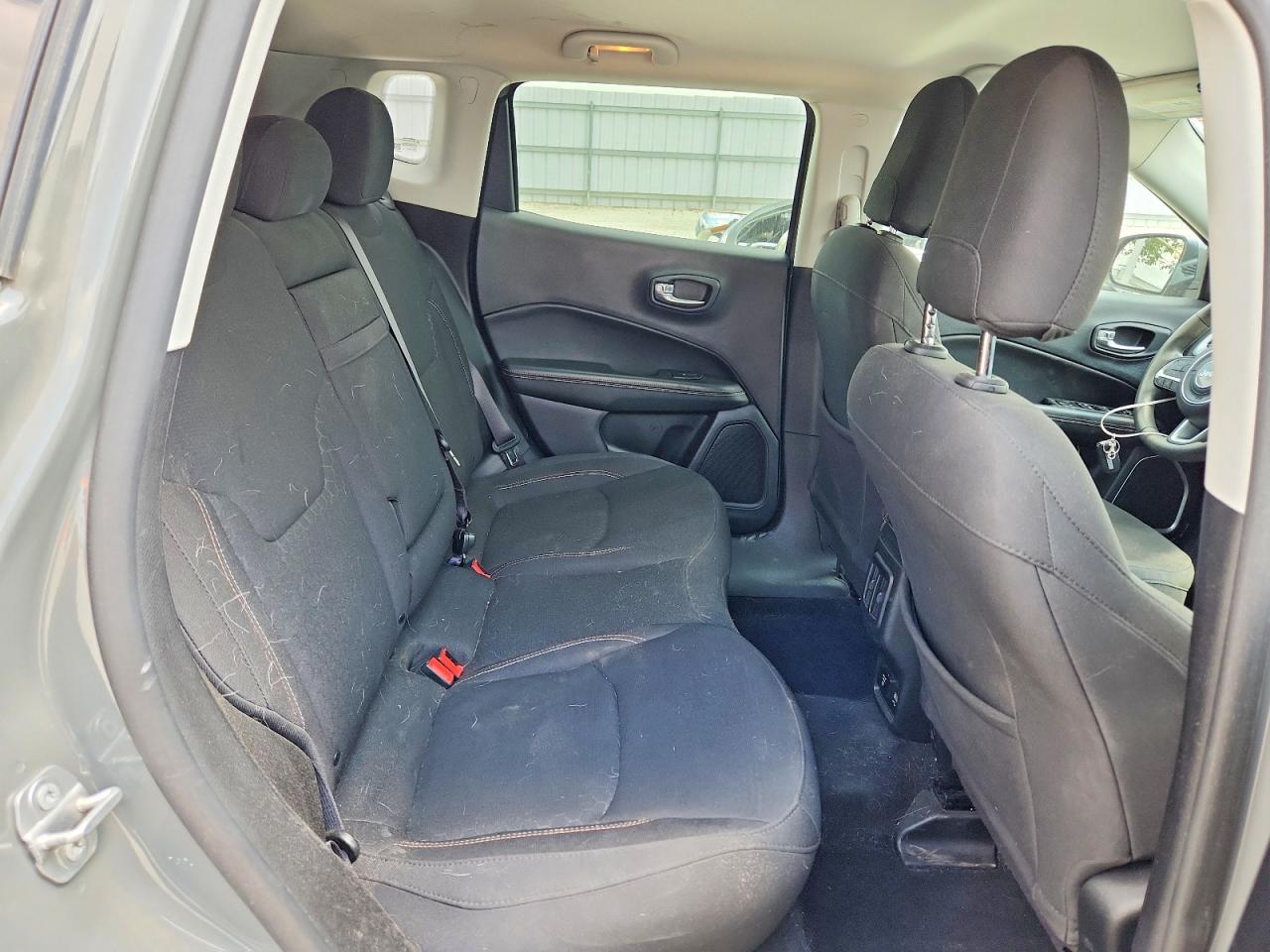 Jeep Compass Sport
