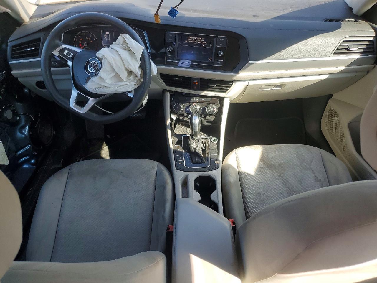 Volkswagen Jetta S