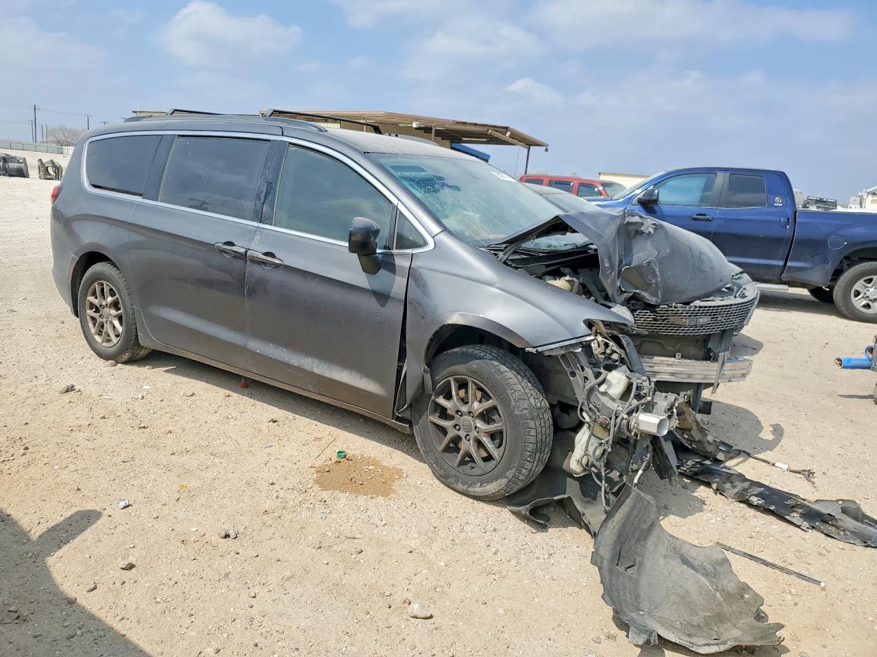 Chrysler Pacifica Touring