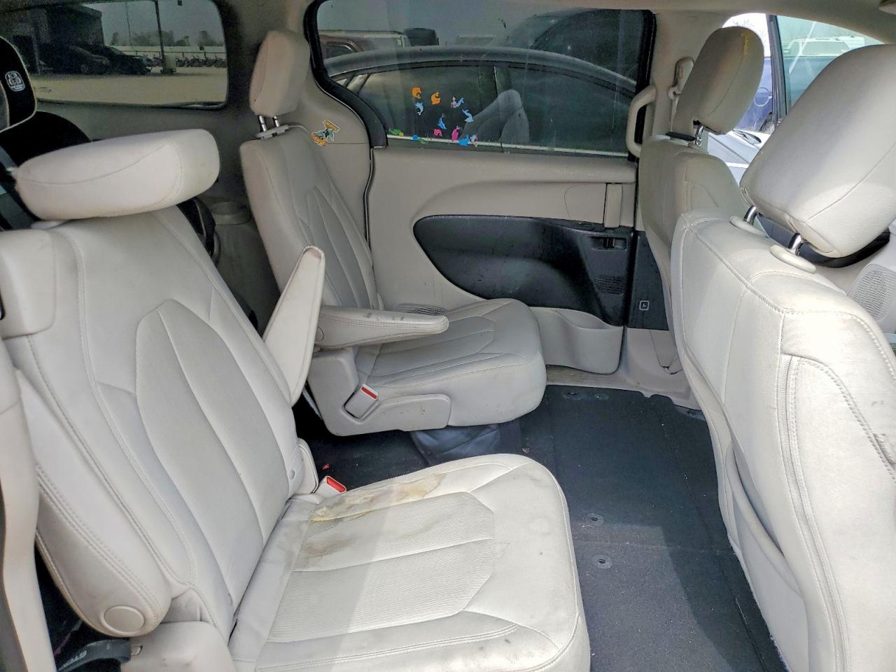 Chrysler Pacifica Touring