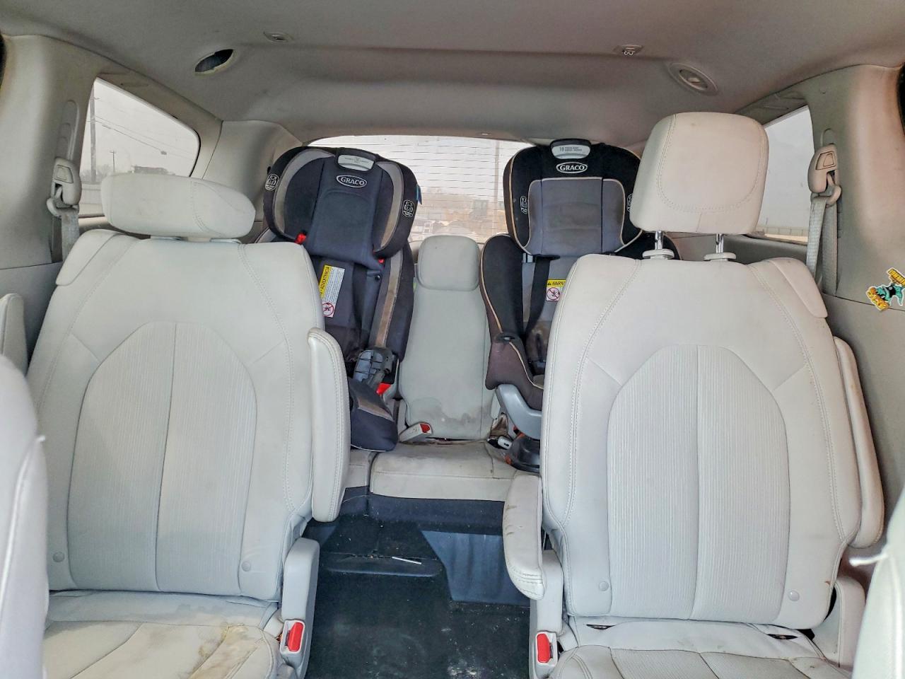 Chrysler Pacifica Touring