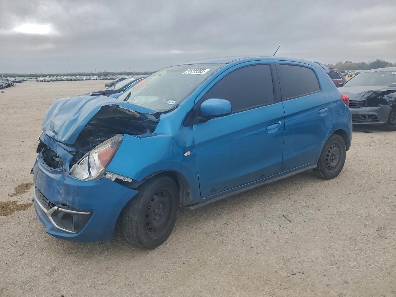 Salvage Mitsubishi Mirage Image
