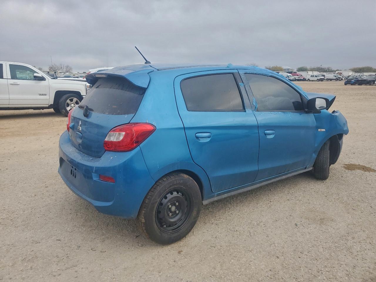 Mitsubishi Mirage Es