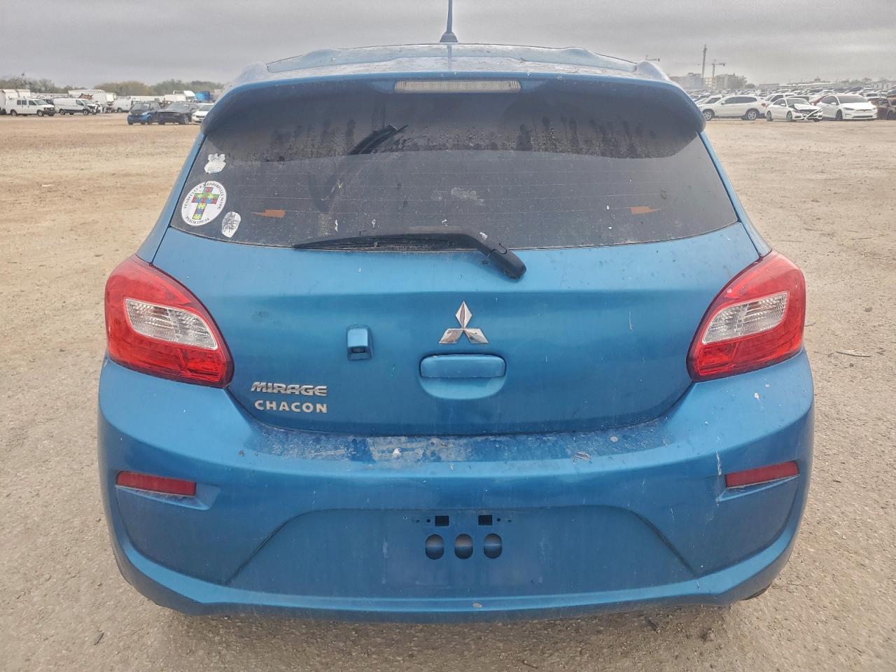 Mitsubishi Mirage Es