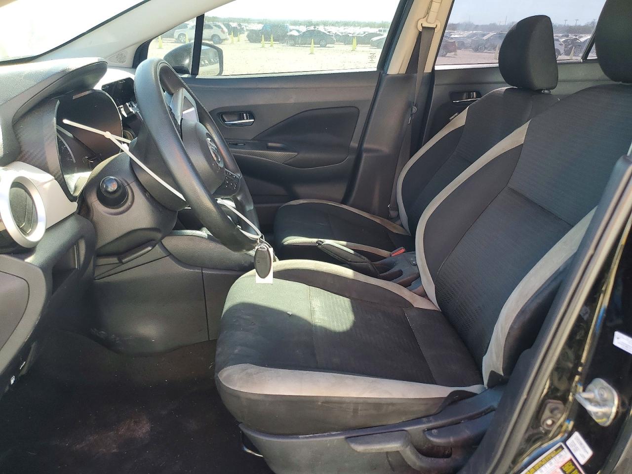 Nissan Versa Sv