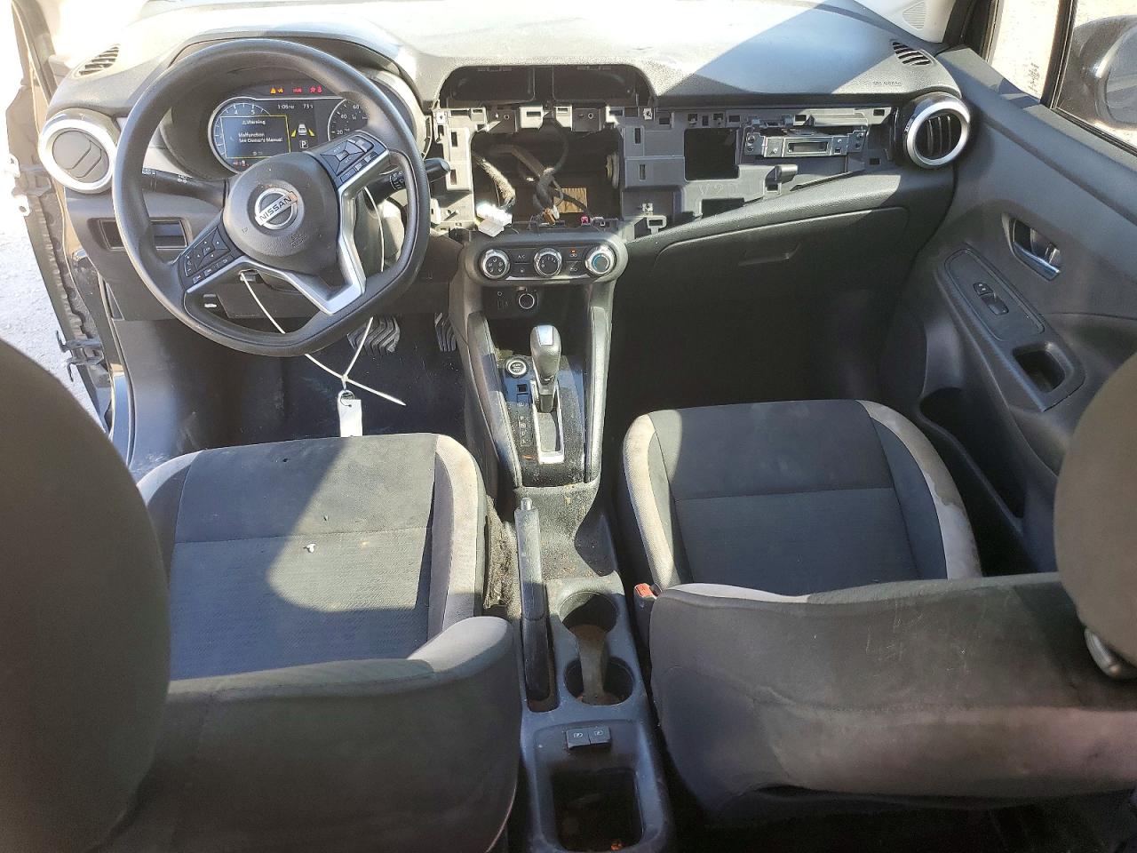 Nissan Versa Sv