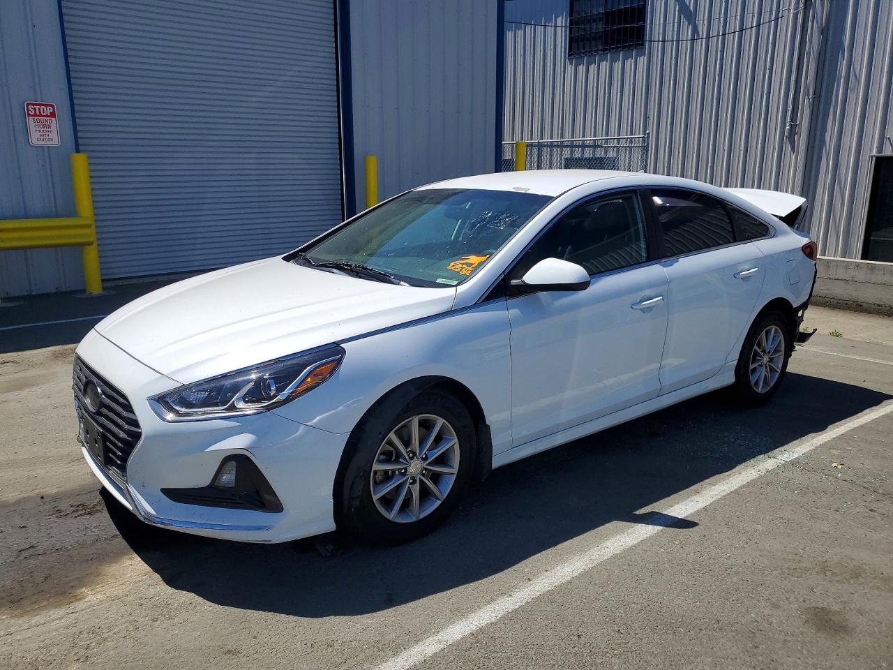 Salvage Hyundai SONATA Image