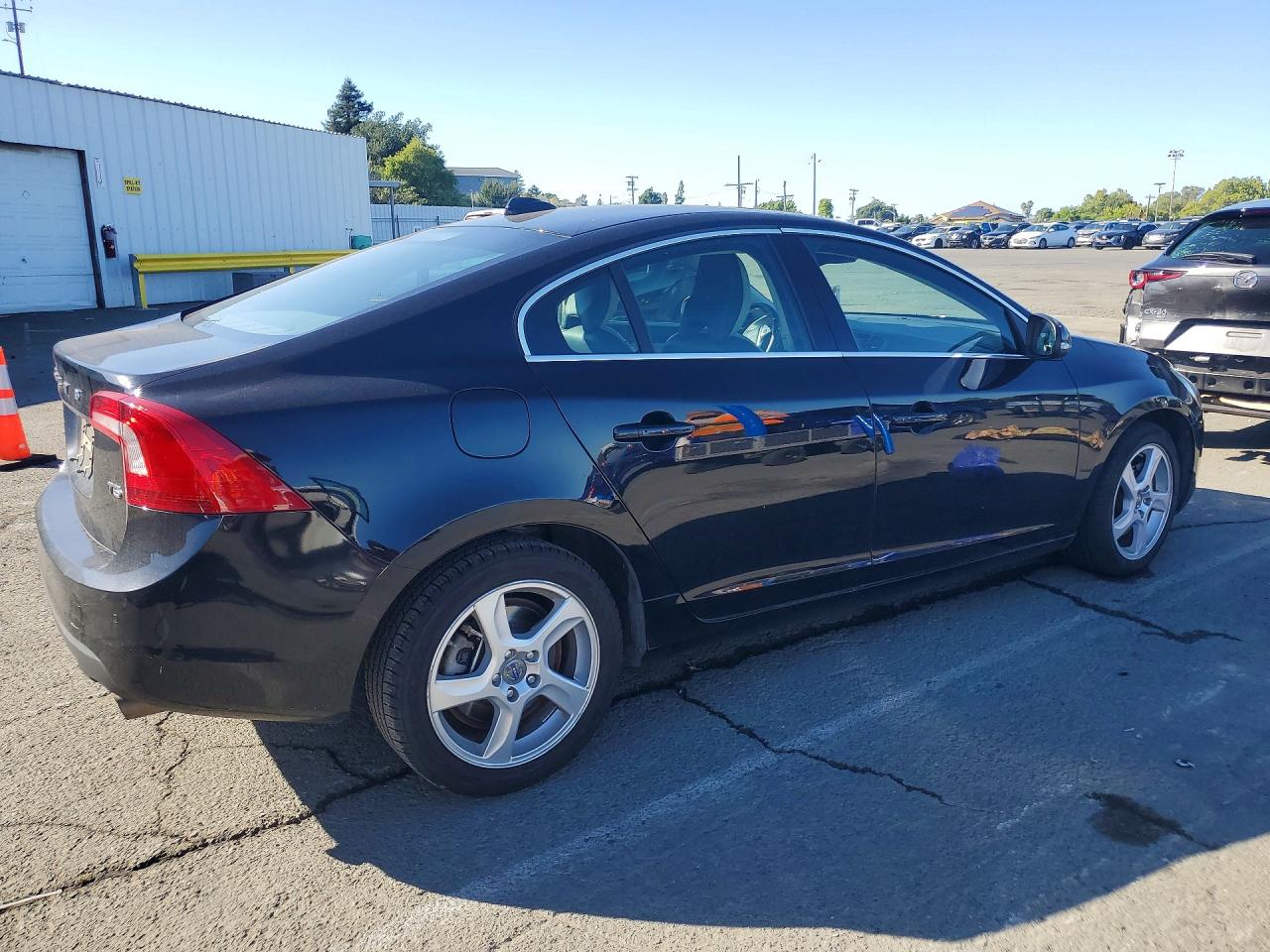 Volvo S60 T5