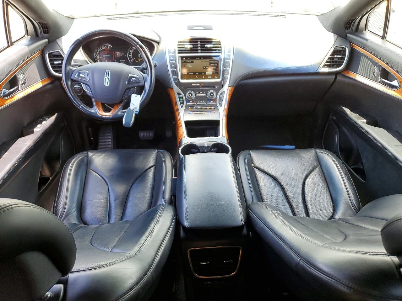 Lincoln MKX Reserve