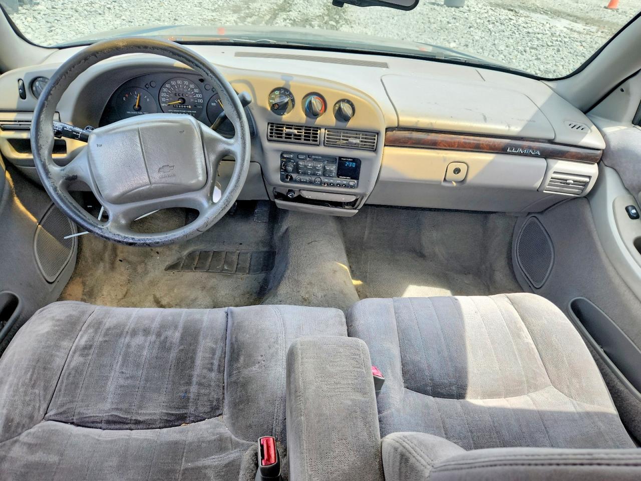 Chevrolet Lumina Base