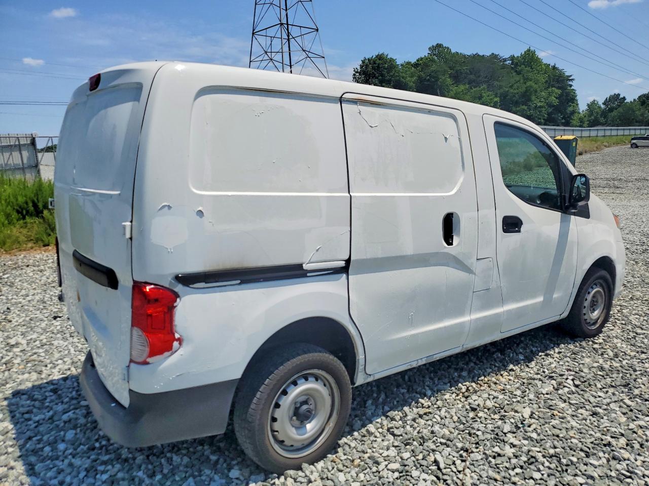 Nissan Nv S