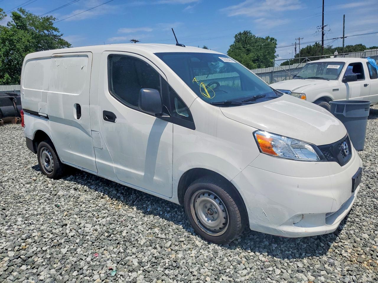 Nissan Nv S