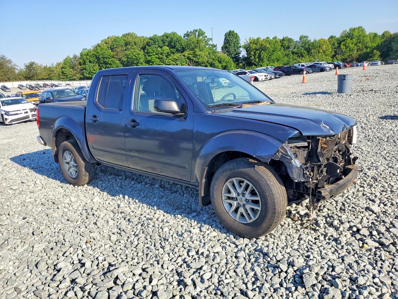 Nissan Frontier Sv